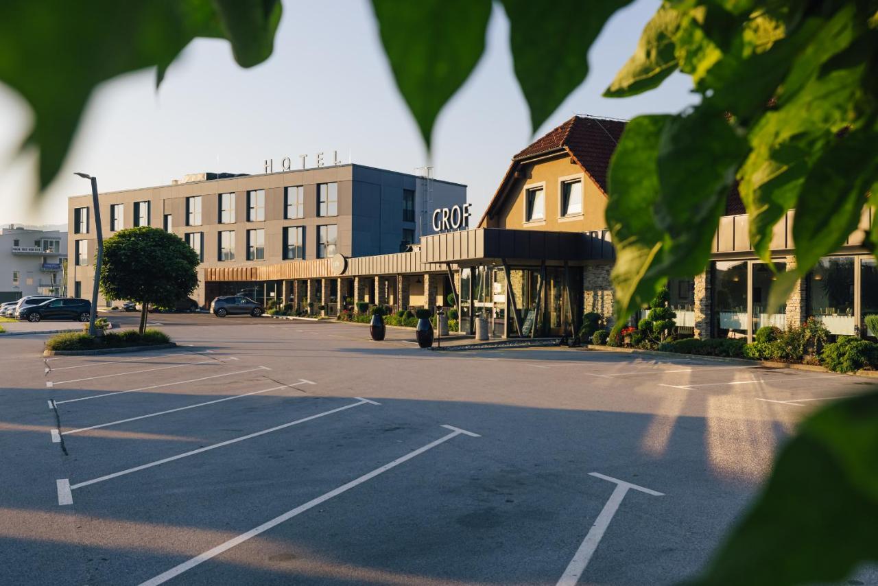 Hotel Grof Vransko Bagian luar foto