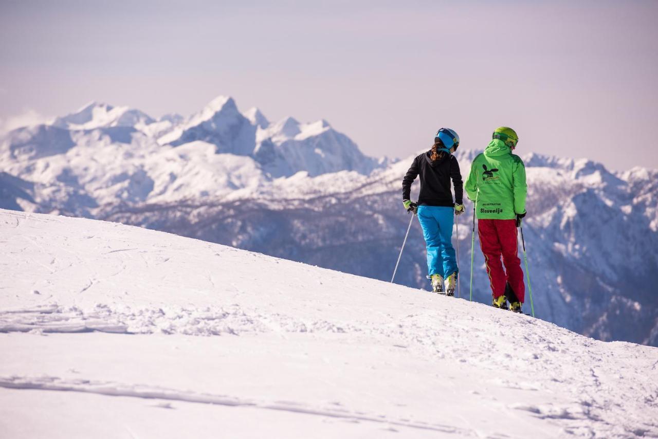 Hotel Grof Vransko Bagian luar foto